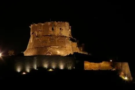 Les Pieds Dans L'eau Apartment *